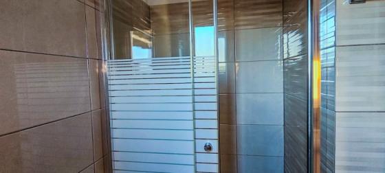  Large Studio with Dining Area & Garden Terrace