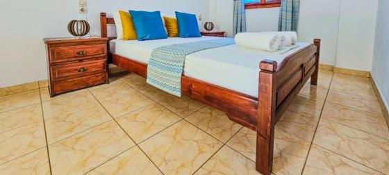 Spacious Loft Apartment with Private Balcony