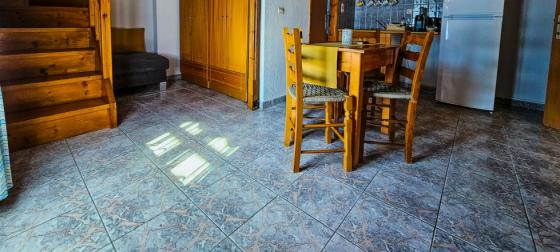 Spacious Loft Apartment with Private Balcony