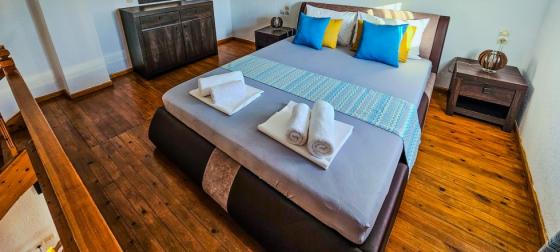 Bright Studio with Modern Bathroom & Terrace