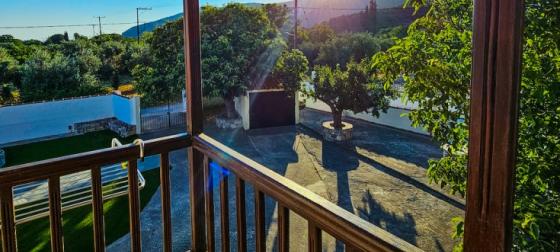 Bright Studio with Modern Bathroom & Terrace