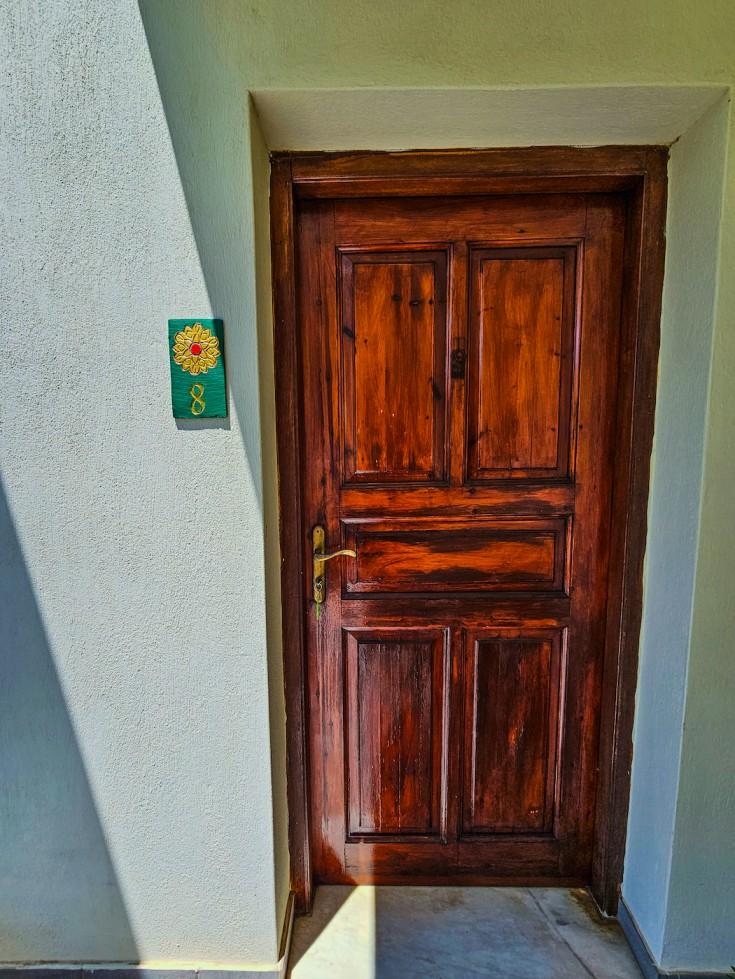 Spacious Loft Apartment with Private Balcony